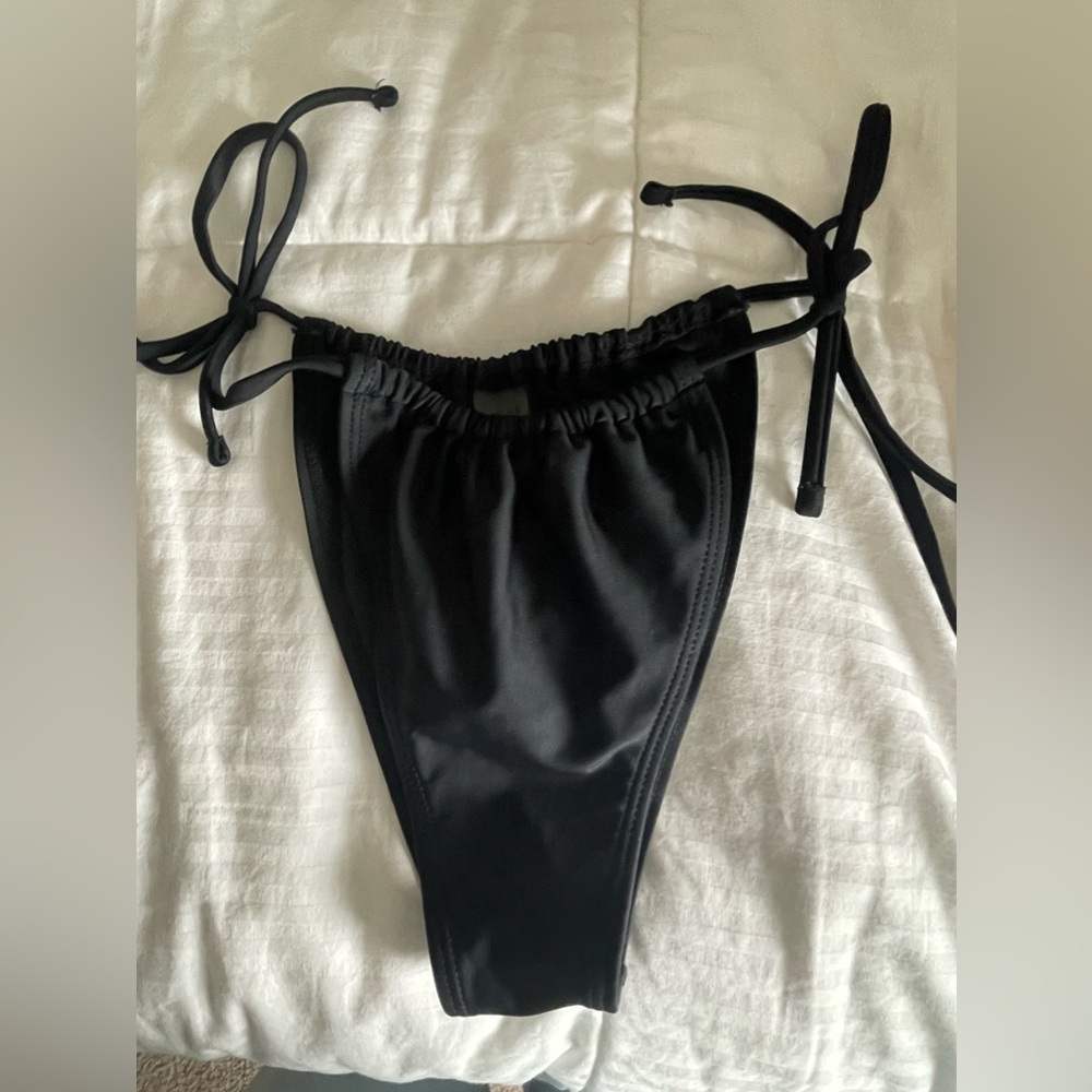 Bikini bottom